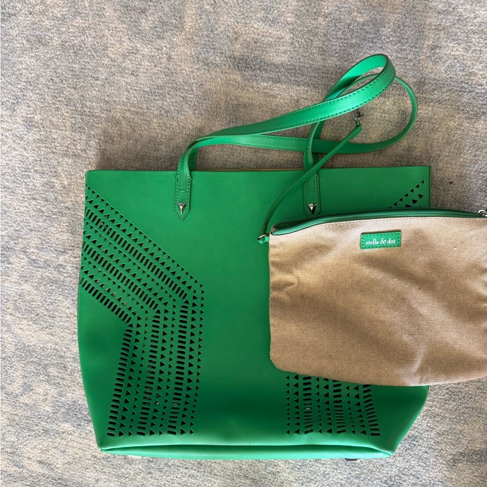 Green Stella & Dot Tote with carrying bag